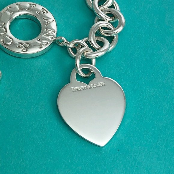 8.5" Tiffany & Co Blank Heart Tag Toggle Charm Bracelet GENUINE in Silver - Picture 1 of 9